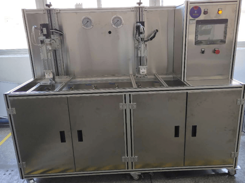 Valve core life testing machine